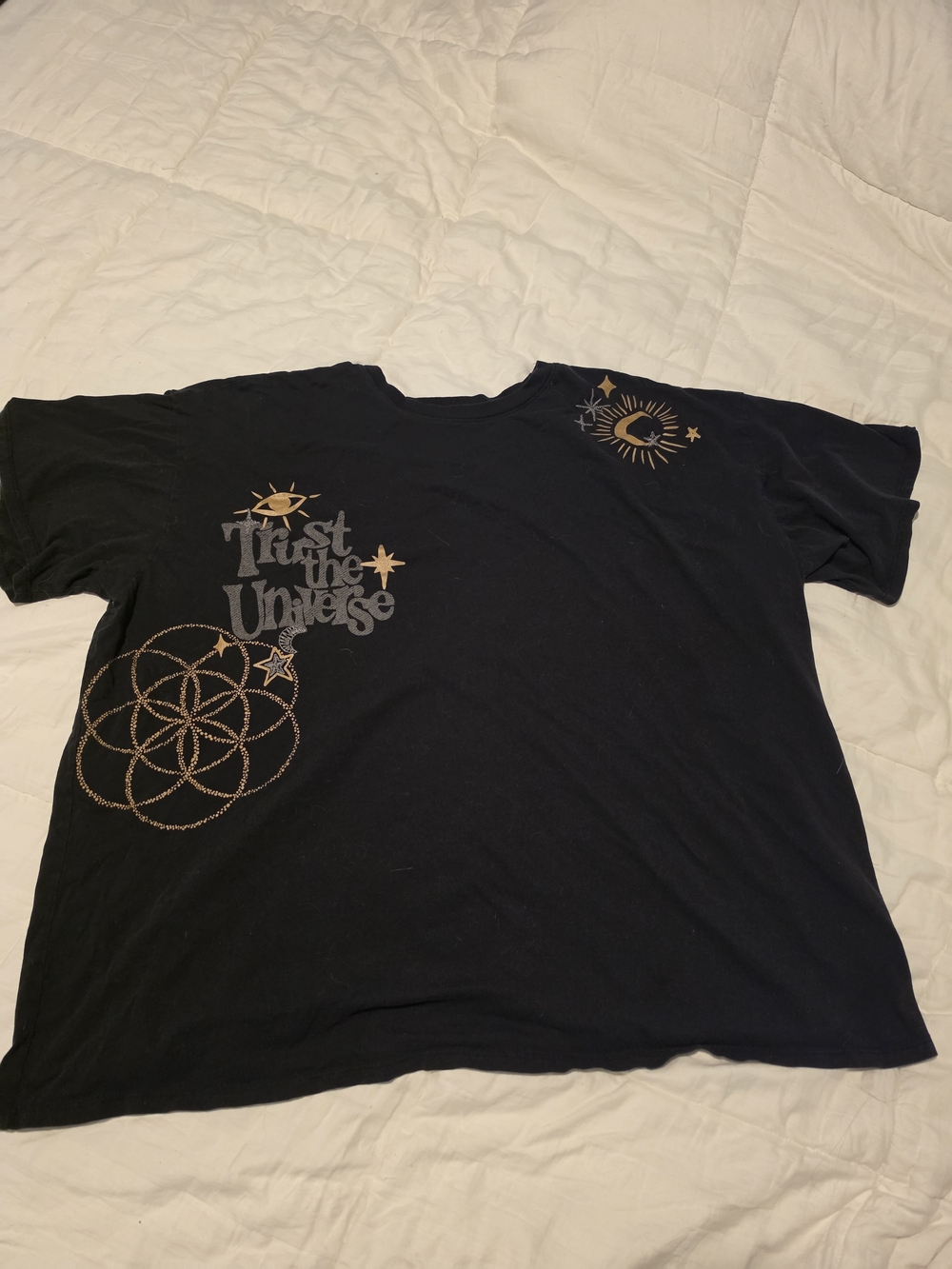 torrid Black Short-Sleeve 'Trust the Universe' Graphic Tee